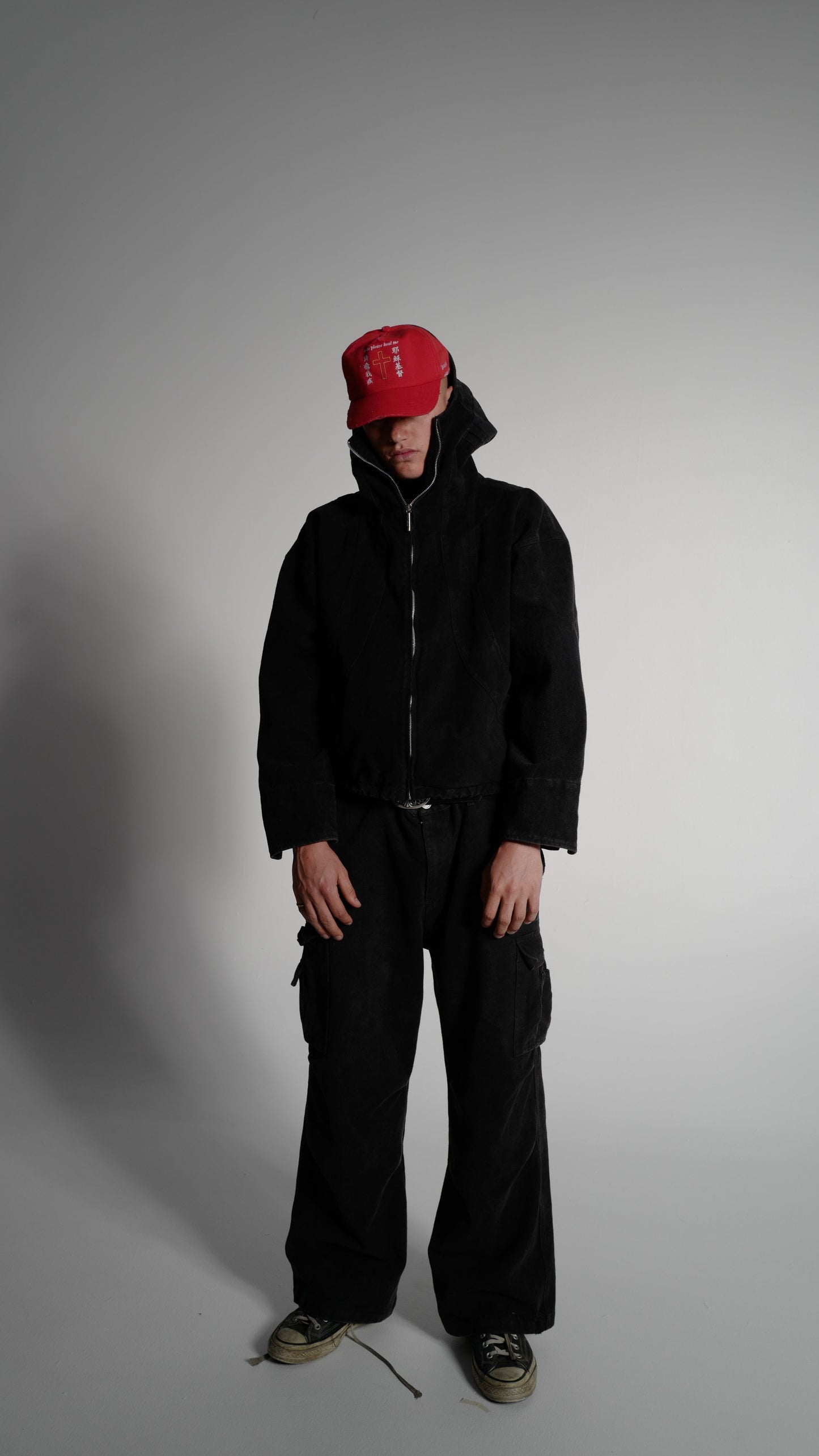 HEAVYWEIGHT BLACK CROPPED PARKA JACKET