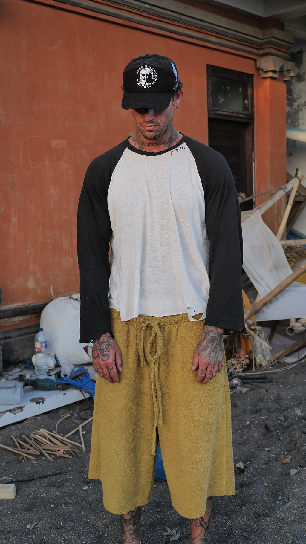 Premium Black Linen Raglan