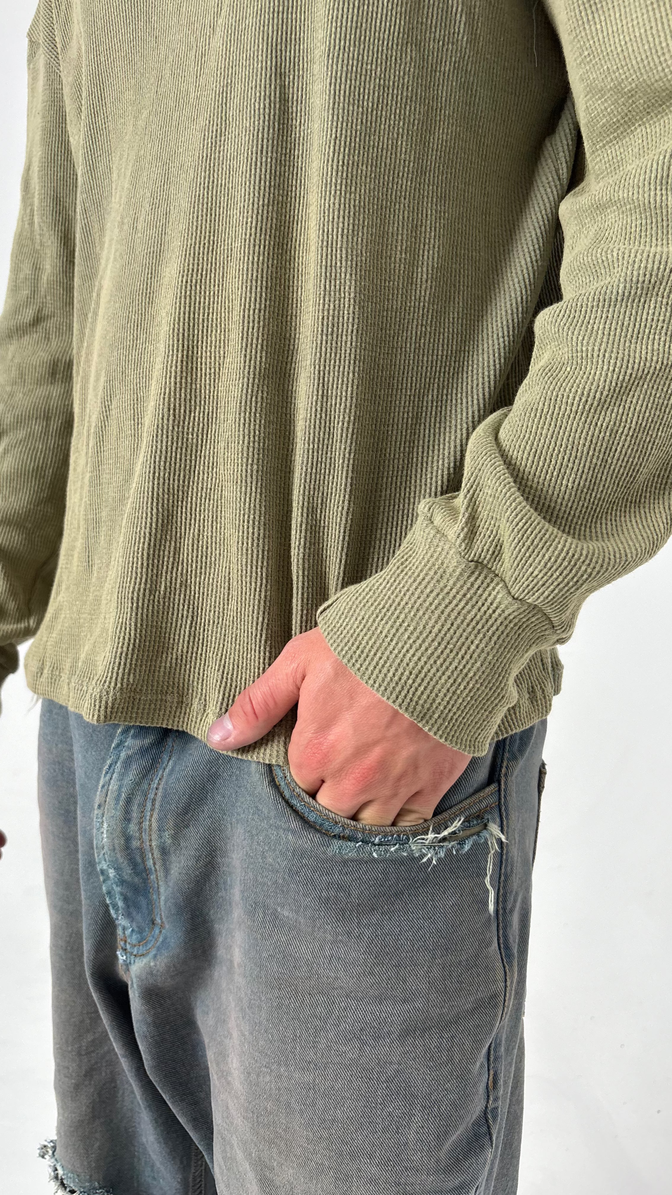OLIVE WAFFLE LONG SLEEVE