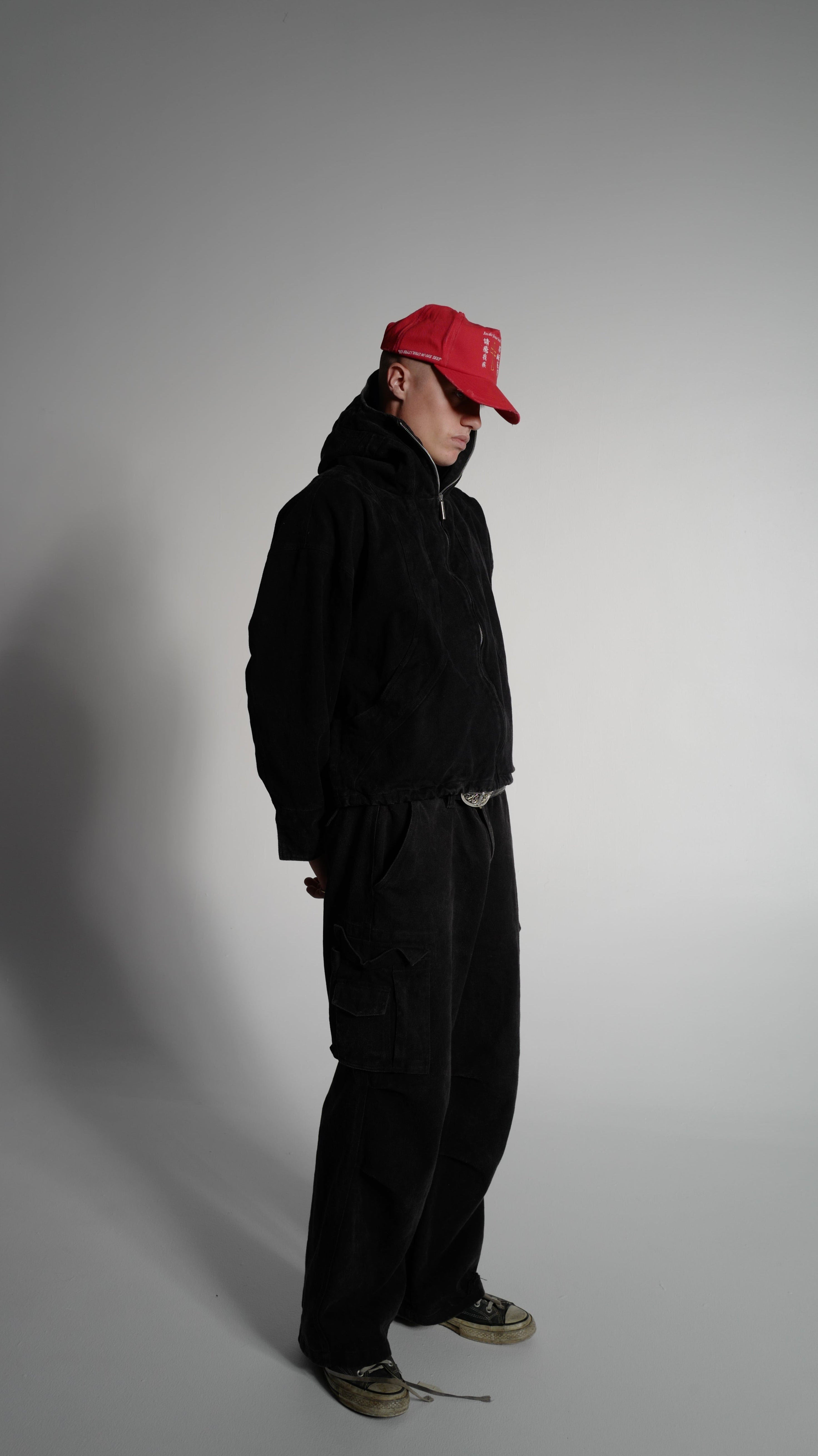HEAVYWEIGHT BLACK CROPPED PARKA JACKET