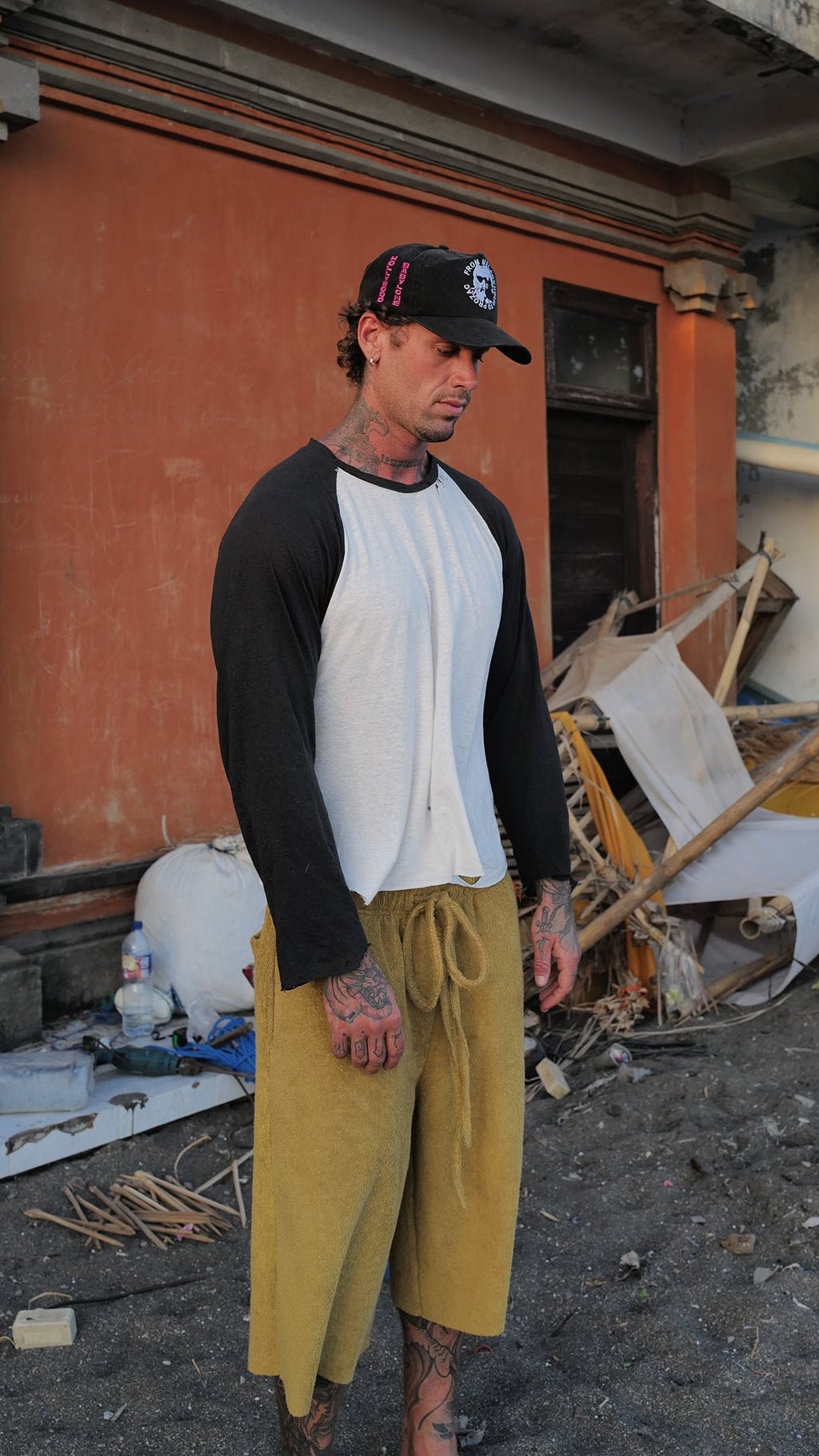 Premium Black Linen Raglan